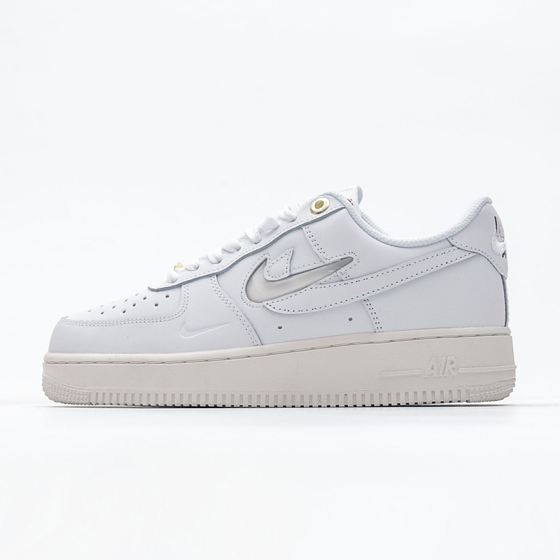 나이키 에어포스 1 '07 프리미엄 40주년 조인 포스 화이트 Nike Air Force 1 '07 PRM 40th Anniversary Join Forces White DQ7664-100
