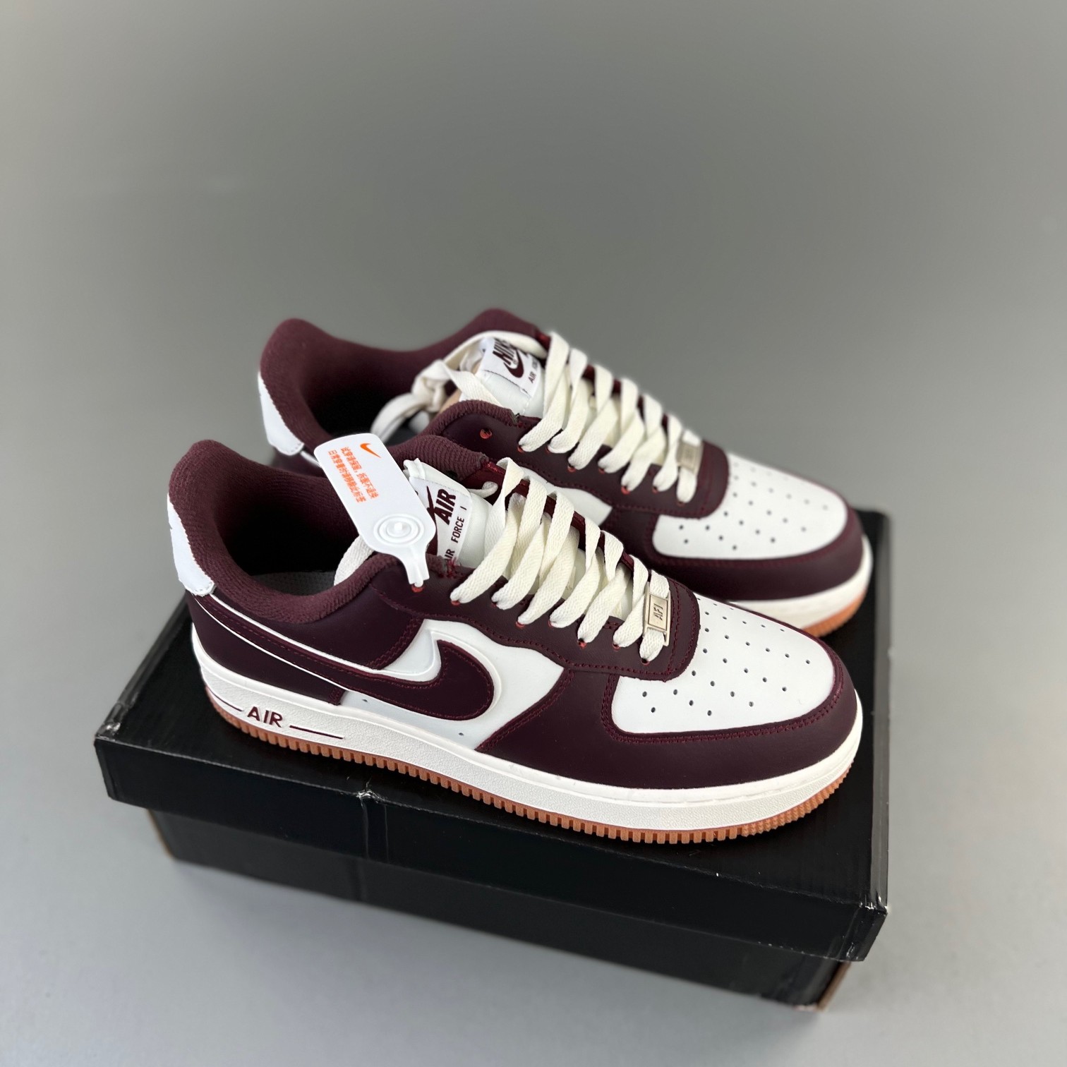 나이키 에어포스 1 '07 LV8 나이트 마룬 Nike Air Force 1 '07 LV8 Night Maroon DQ7659-102 NPC20173
