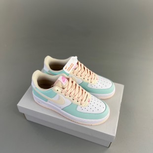 나이키 에어포스 1 제이드 아이스 화이트 Nike Air Force 1 Jade Ice White DV7762-300