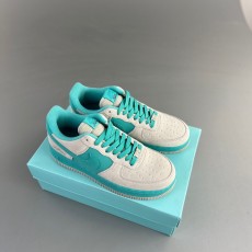 나이키 티파니&코 x 나이키 에어포스 1 SP ”1837“ Tiffany & Co. x Nike Air Force 1 Low SP 