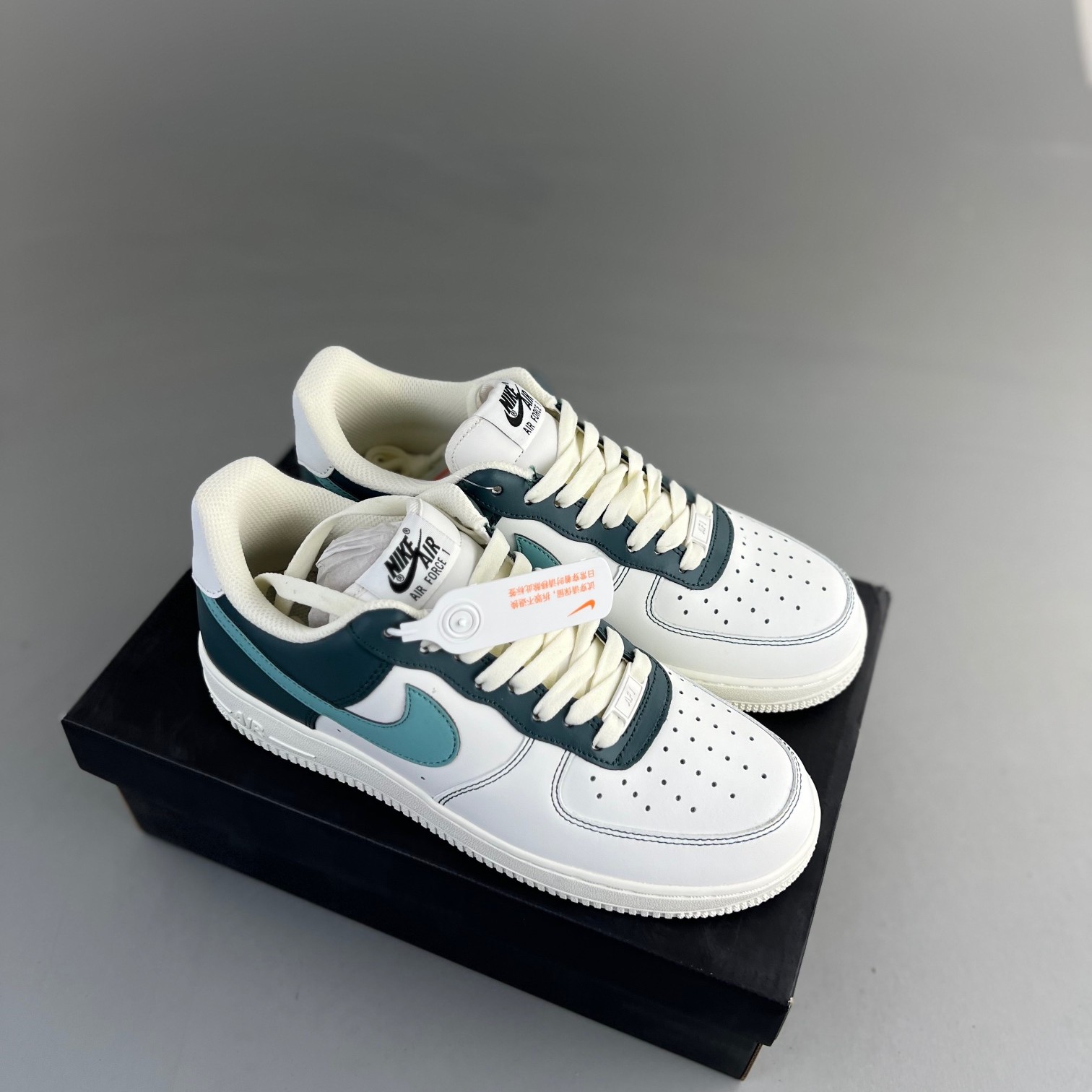 나이키 에어포스 1 로우 ’07 LT0226-301