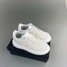 나이키 에어포스 1 럭스 서밋 화이트 Nike Air Force 1 Luxe Summit White DD9605-100