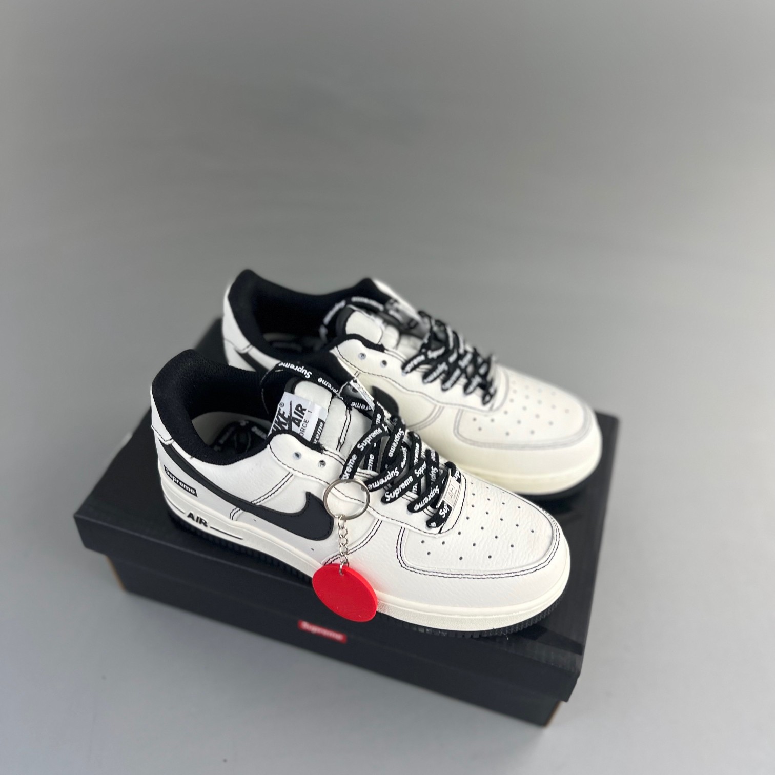 나이키 에어포스 1 로우 AJ7747 NPC20133