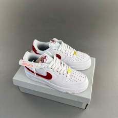 나이키 에어포스 1 '07 로우 화이트 팀 레드 Nike Air Force 1 '07 Low White Team Red CZ0326-100