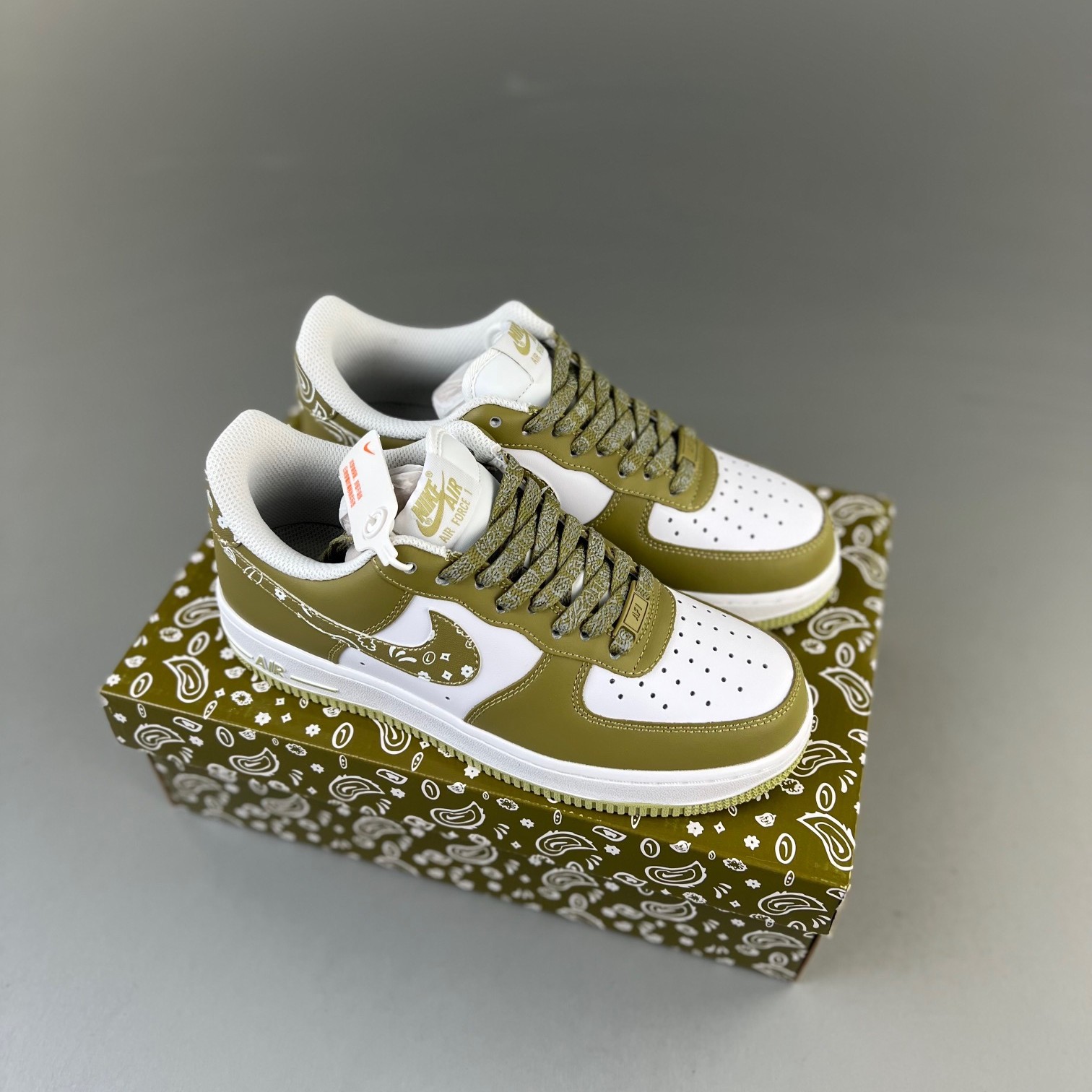 Nike Air Force 1 '07 XM6386-556