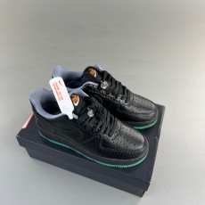 나이키 에어포스 1 '07 프리미엄 할로윈  모든 사이즈 Nike Air Force 1 '07 PRM Halloween FQ8822-084