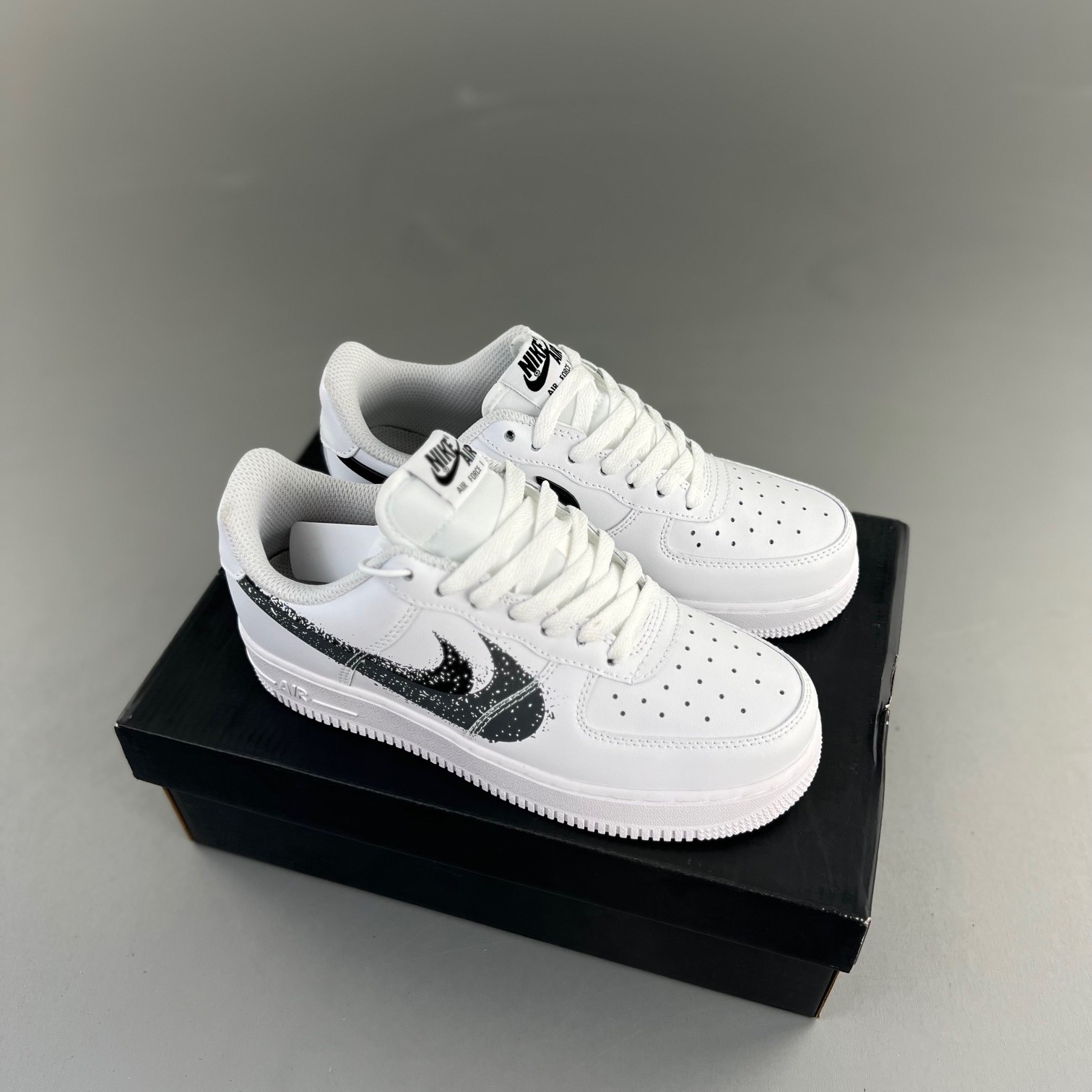 나이키 에어포스 1 '07 로우 화이트 쿨 그레이 Nike Air Force 1 '07 Low White Cool Grey FD0660-100