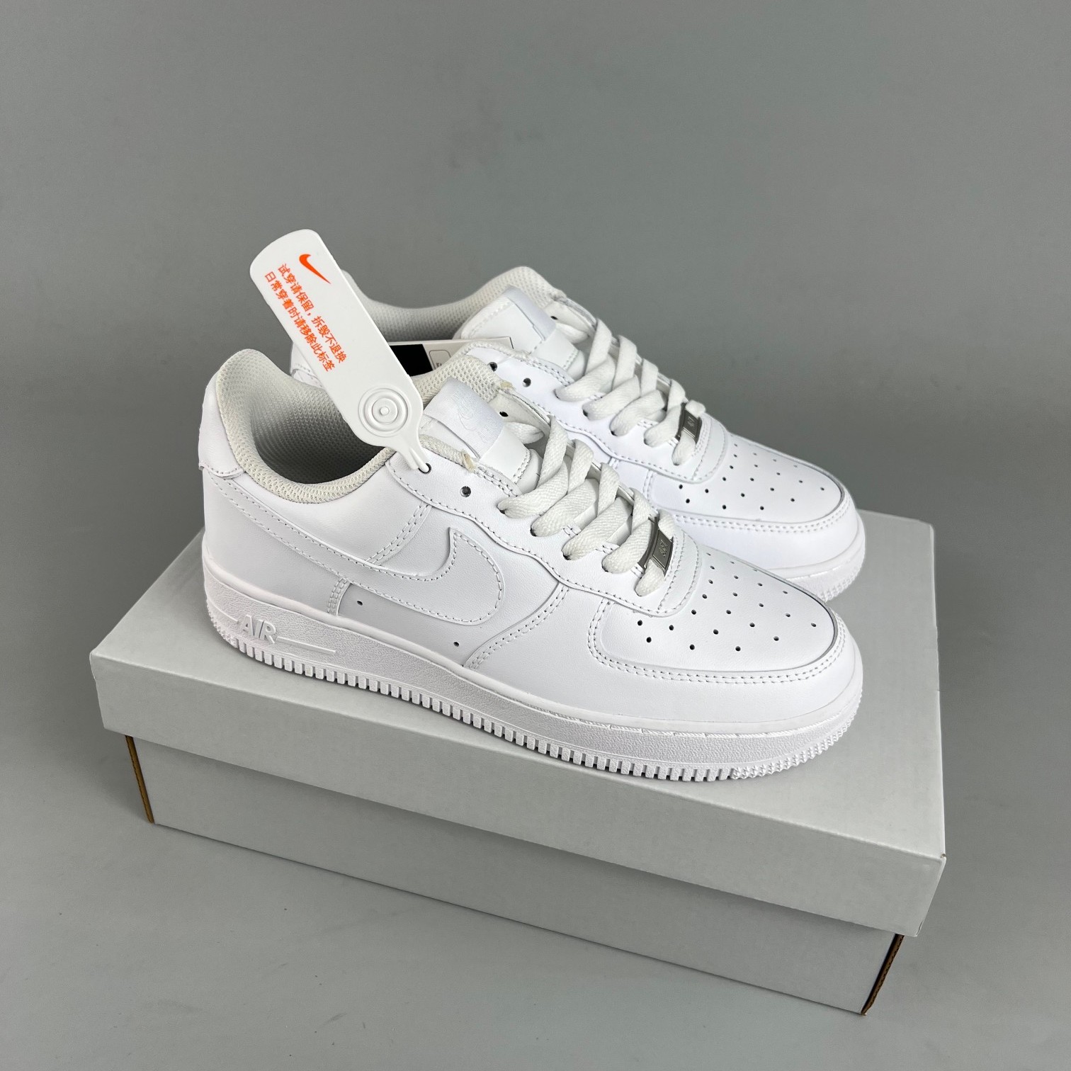 나이키 에어포스 1 '07 로우 화이트 Nike Air Force 1 '07 Low White 315115-112 NPC20059