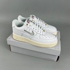 나이키 에어포스 1 '07 프리미엄 화이트 세일 Nike Air Force 1 '07 PRM White Sail DZ5616-100