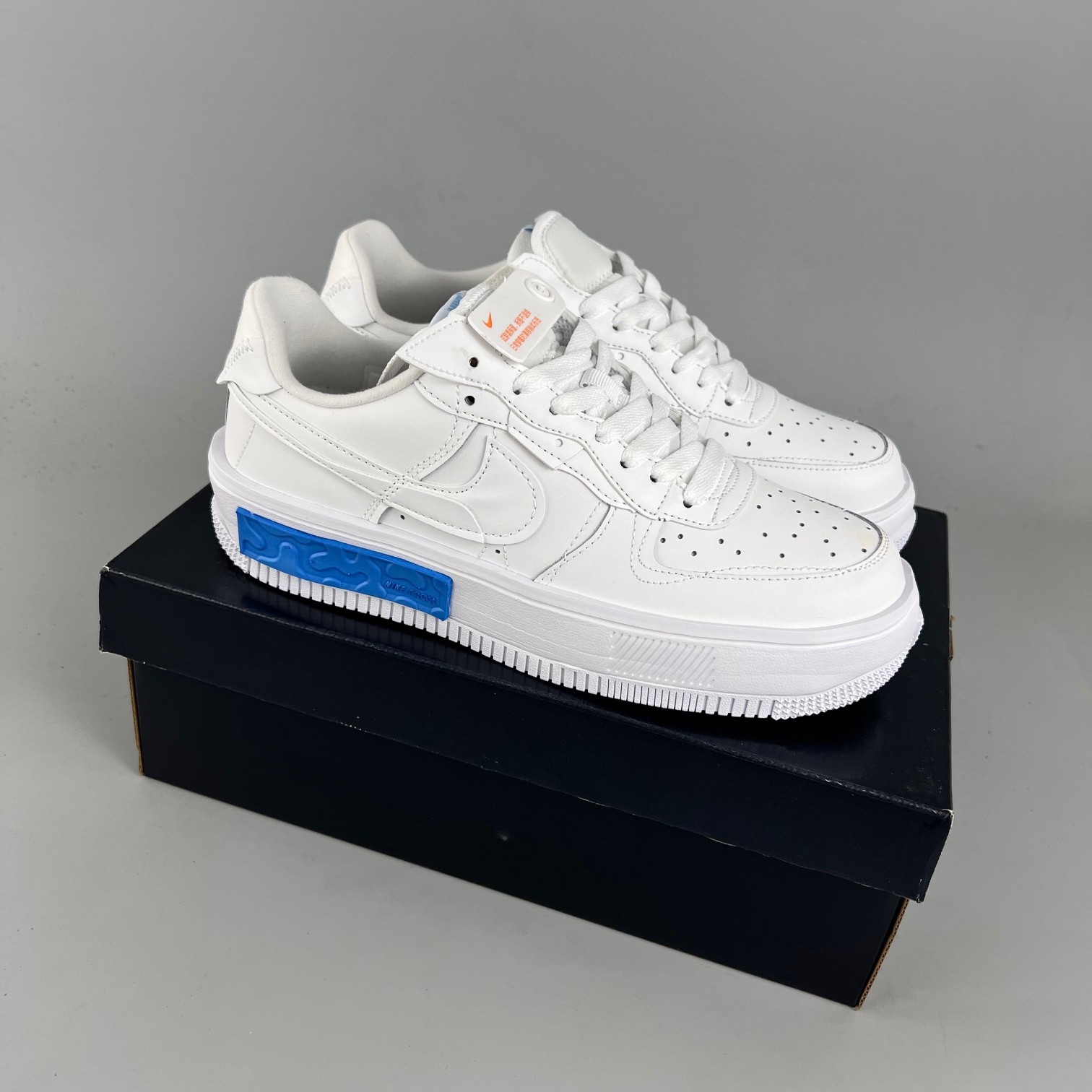 나이키 에어포스 1 폰탄카 화이트 유니버시티 블루 Nike Air Force 1 Fontanka White University Blue DH1290-101
