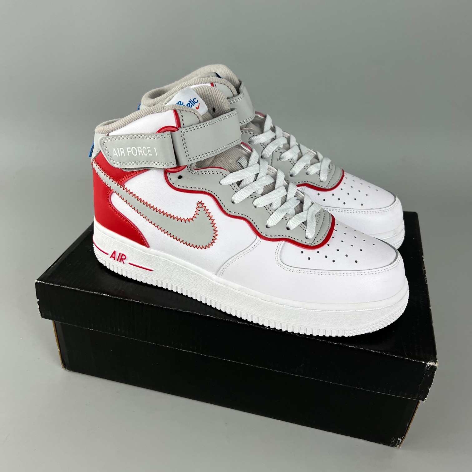 나이키 에어포스 1 미드 '07 LV8 애슬레틱 클럽 화이트 짐레드 Nike Air Force 1 Mid '07 LV8 Athletic Club White Gym Red DH7451-100