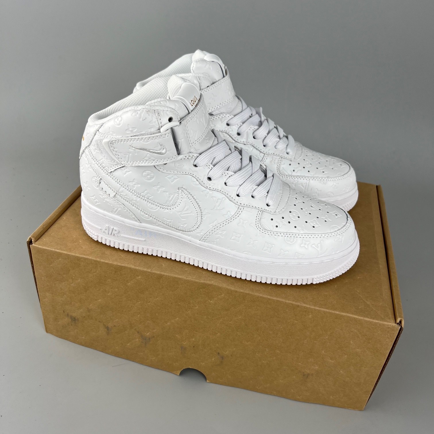 LV x Nike Air Force 1 Mid 1A9V8Z NPC20195