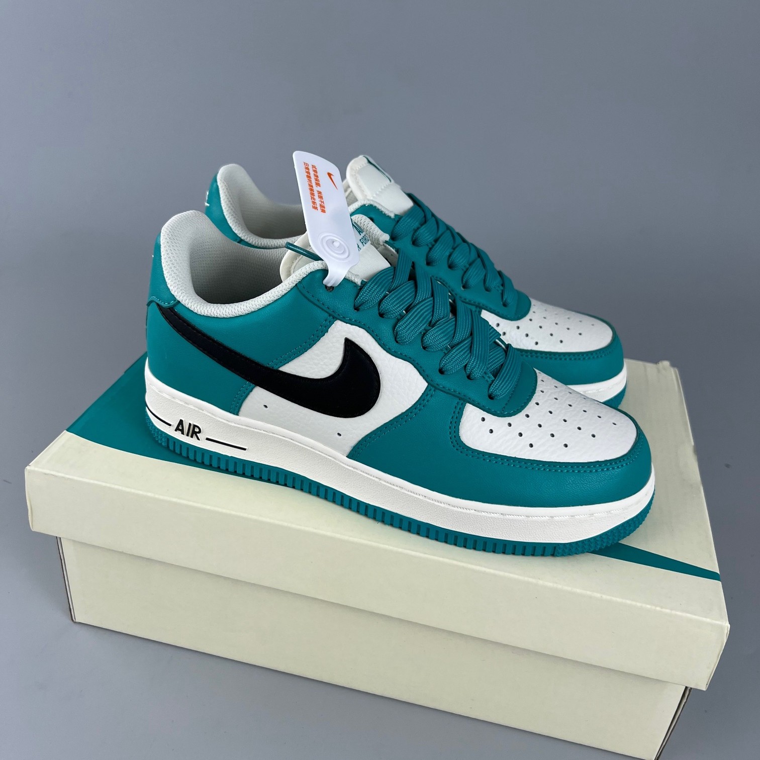 나이키 에어포스 1 로우 '07 GH5696-302