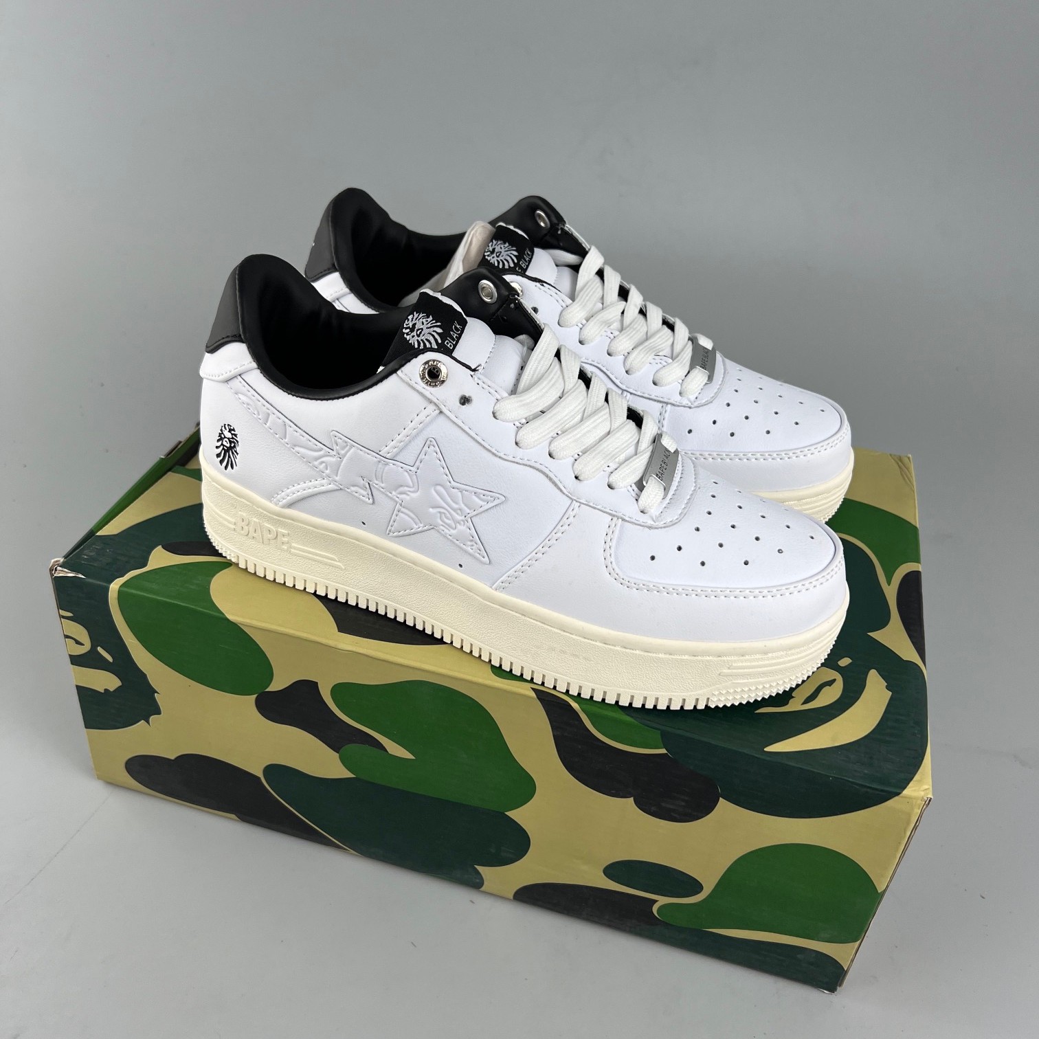 BAPE  x 나이키 에어포스 1 Sta Low NPC2030
