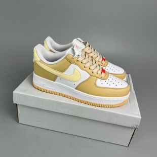 나이키 에어포스 1 '07 화이트 라탄 Nike Air Force 1 '07 White Rattan DZ2771-221