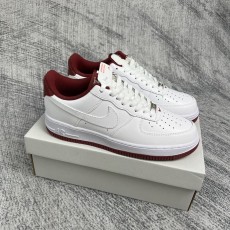 나이키 에어포스 1 '07 로우 화이트 다크 비트룻 Nike Air Force 1 '07 Low White Dark Beetroot DH7561-106 NPC20006