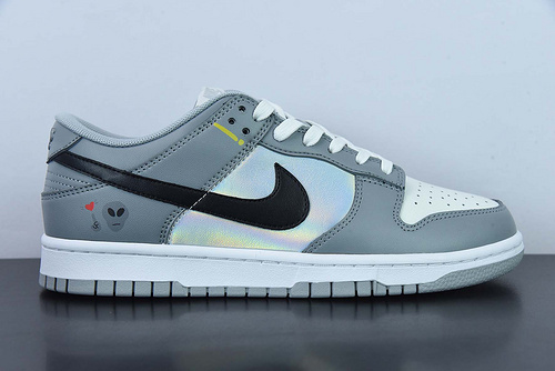 Nike By You SB Dunk Low Retro SP CV0811-020