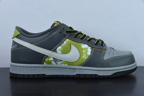 HUF x Nike SB Dunk Low NYC FD8775-002