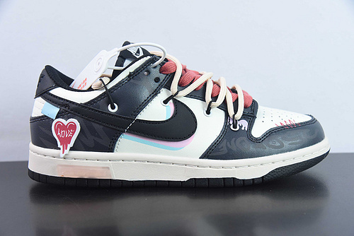 나이키 덩크로우 Nike SB Dunk Low Lot Black∕White CW1590-100