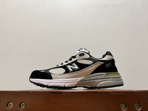 뉴발란스 993 New Balance 993 MR993BW
