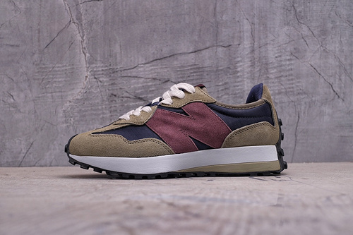 뉴발란스 x 피그스 327 그린 New Balance x Figs 327 Green MS327FIG