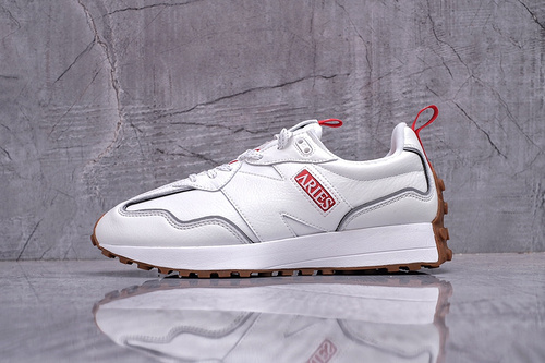 뉴발란스 x 에리즈 327 화이트 New Balance x Aries 327 White MS327ARI