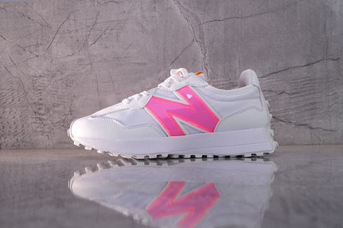 뉴발란스 x 코코 가우프 327 화이트 임펄스 New Balance x Coco Gauff 327 White Imperse WS327CO1