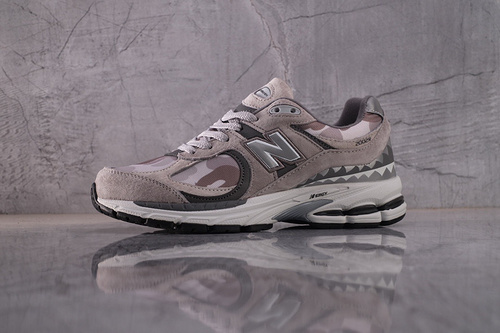 뉴발란스 2002R New Balance 2002 NWB230005