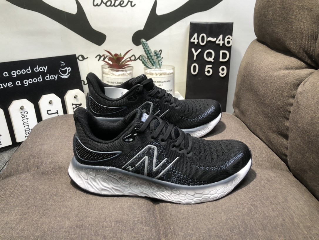 뉴발란스 프레쉬 폼 X 1080 New Balance Fresh Foam X NWB210011