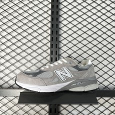 뉴발란스 M990GY3