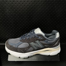 뉴발란스 M990KI3