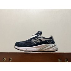 뉴발란스 M990NV6