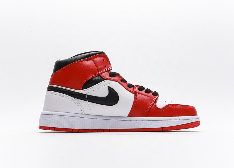 나이키 조던 1 미드 시카고 Jordan 1 Mid Chicago 554724-173