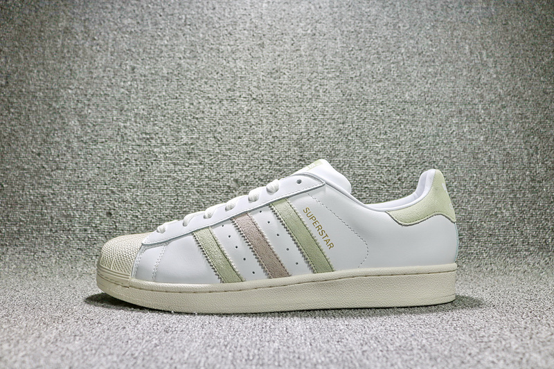 아디다스 슈퍼스타 ADIDAS  SUPERSTAR BB2142