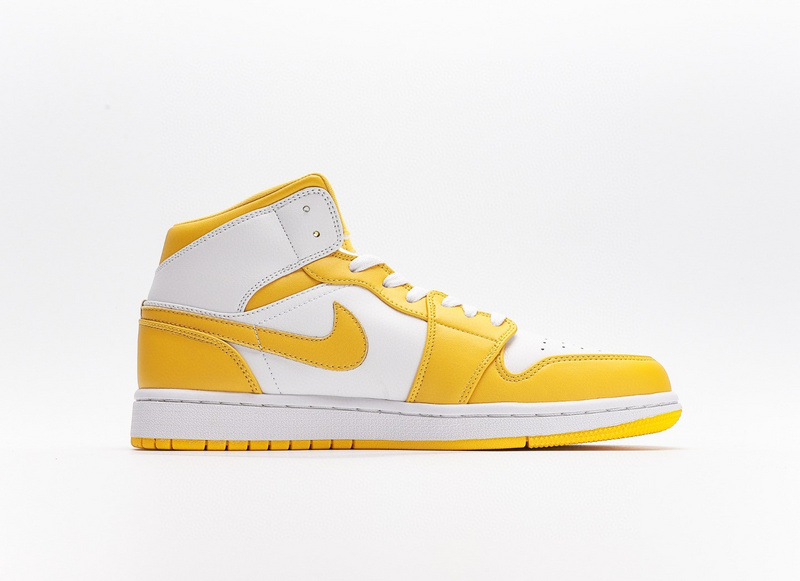 나이키 조던 1 미드 유니버시티 골드 (W) Jordan 1 Mid University Gold BQ6472-117