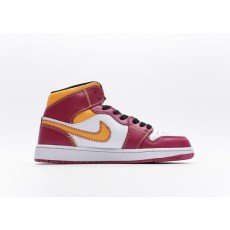 나이키 조던 1 미드 DOD 파밀리아 Jordan 1 Mid DOD Familia DC0350-100