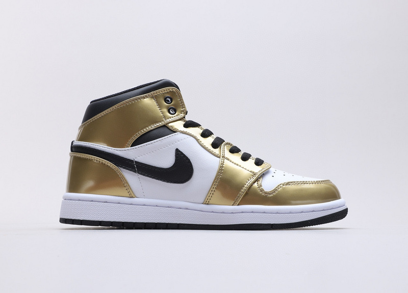 나이키 조던 1 미드 SE 메탈릭 골드 Jordan 1 Mid SE Metallic Gold DC1419-700