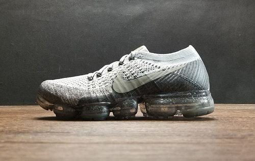 나이키 에어 베이퍼맥스 Nike Air VaporMax Flyknit 849558-012
