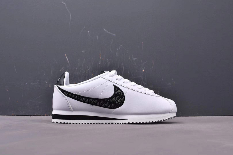 나이키 클래식 코르테즈 Classic Cortez Basic TXT Vday（GS）CN8607-002