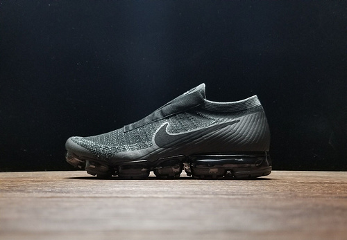 나이키 에어 베이퍼맥스 SE 레이스리스 트리플 블랙 Nike Air VaporMax SE Laceless Triple Black AQ0581-001