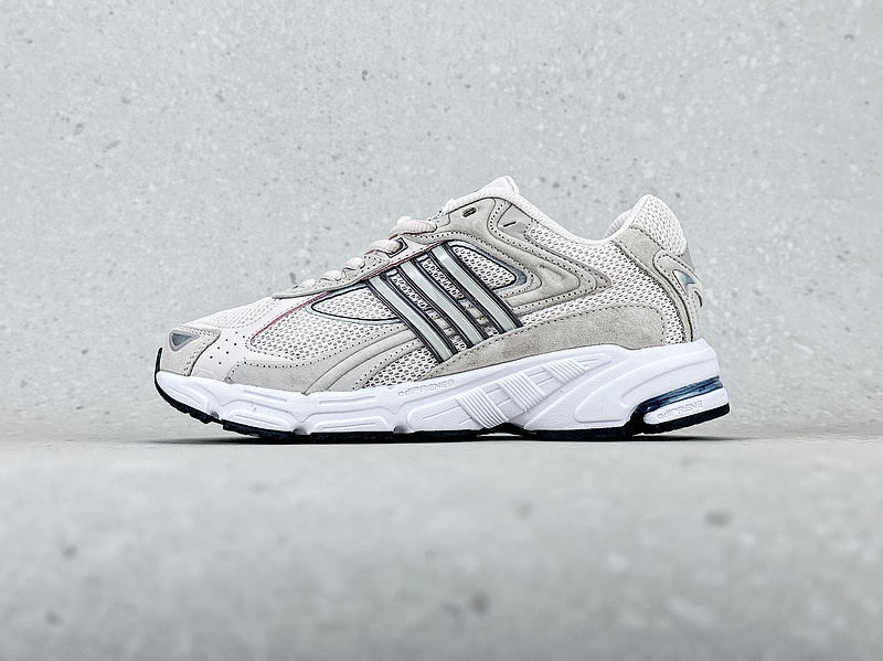 아디다스 부스트 오리지널스 리스폰스 ADIDAS Originals Response ID4289