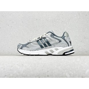 아디다스 부스트 오리지널스 리스폰스 ADIDAS Originals Response GZ1561