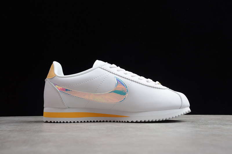 나이키 클래식 코르테즈 Nike Classic Cortez CI9914-100