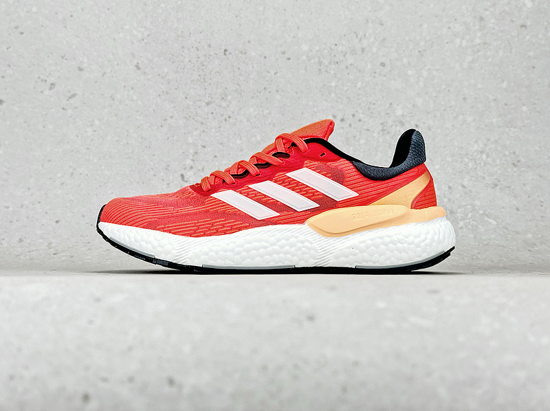 아디다스 부스트 솔라 글라이드 5 ADIDAS BOOST SOLAR GLIDE 5 GV9137