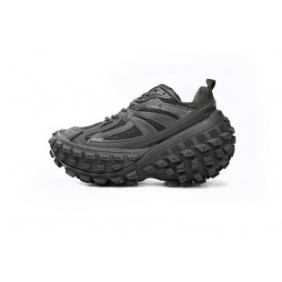 발렌시아가 Defender Black 685613 W2RA6 1000