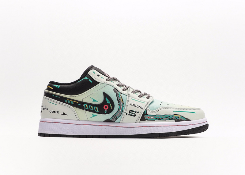 나이키 조던 1 로우 그레이 포그 블랙 블리치드 코랄 Jordan 1 Low Grey Fog Black Bleached Coral 553558-062