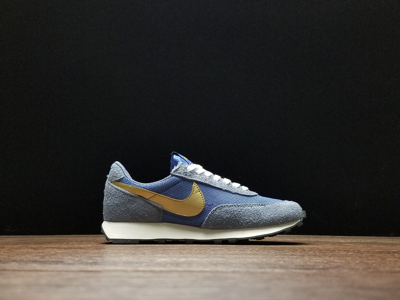 나이키 데이브레이크 NIKE DAYBREAK SP BV7725-400