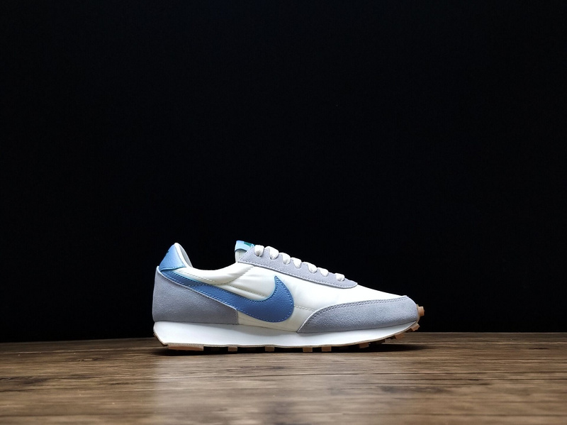 나이키 데이브레이크 NIKE DAYBREAK SP CK2351-400