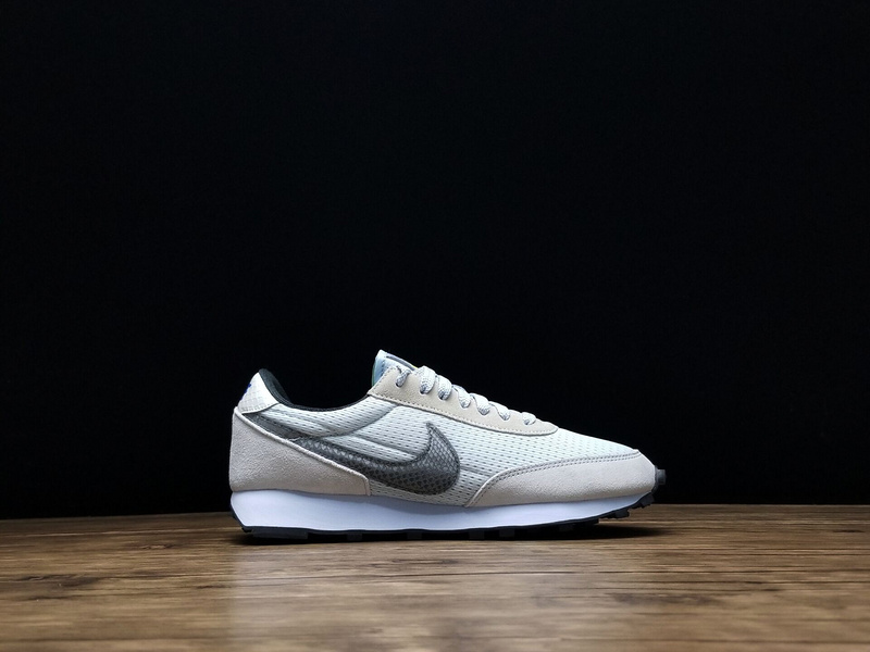 나이키 데이브레이크 NIKE DAYBREAK SP CV3029-001