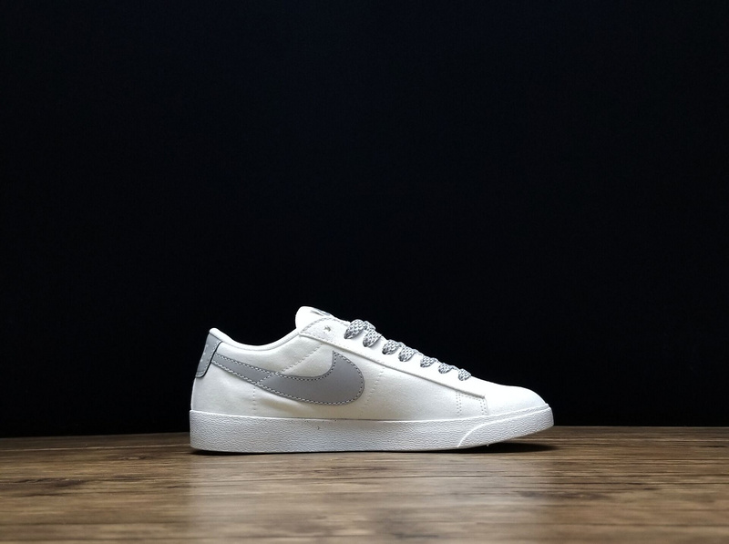 나이키 블레이저 로우 Nike Blazer Low AV9371-106